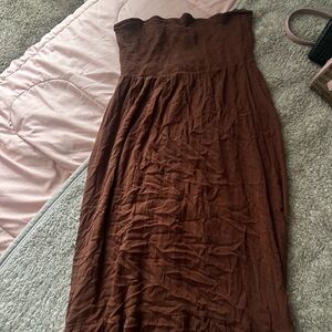 Brown dress